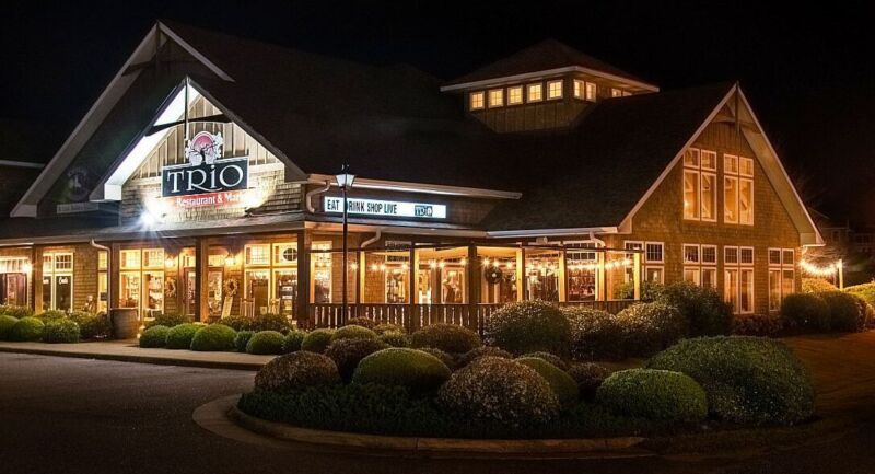 TRiO Restaurant & Market
